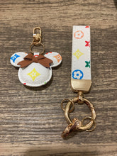 Load image into Gallery viewer, City Chic Luxe Keychain 2.0 (Two New Colors)
